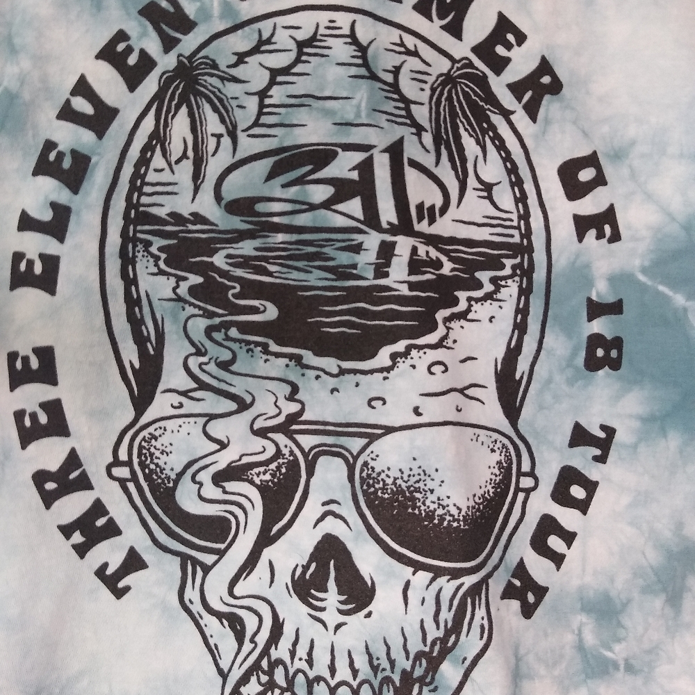 Graphic T-shirt tie dye blue band Three Eleven Summer 18 Tour XL